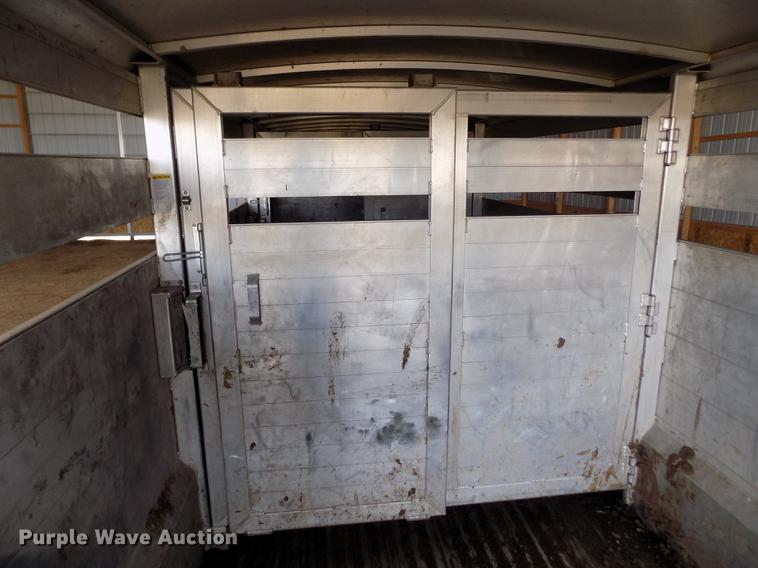 image for item FA9578 2011 Hillsboro Endura livestock trailer