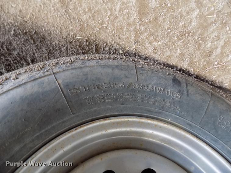 image for item FA9578 2011 Hillsboro Endura livestock trailer