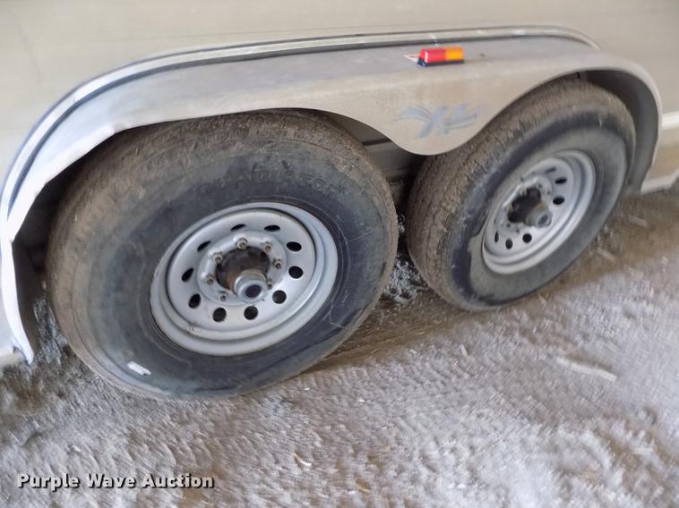 image for item FA9578 2011 Hillsboro Endura livestock trailer