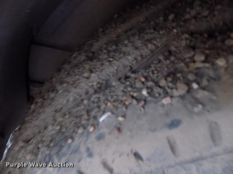 image for item FA9578 2011 Hillsboro Endura livestock trailer