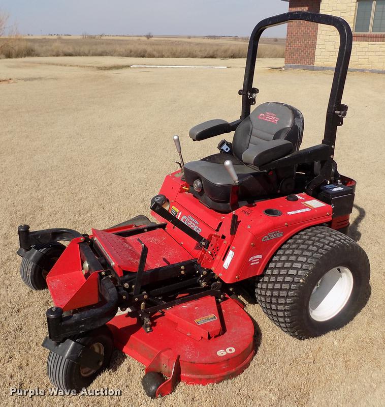image for item FA9584 2013 Country Clipper Defender ZTR lawn mower