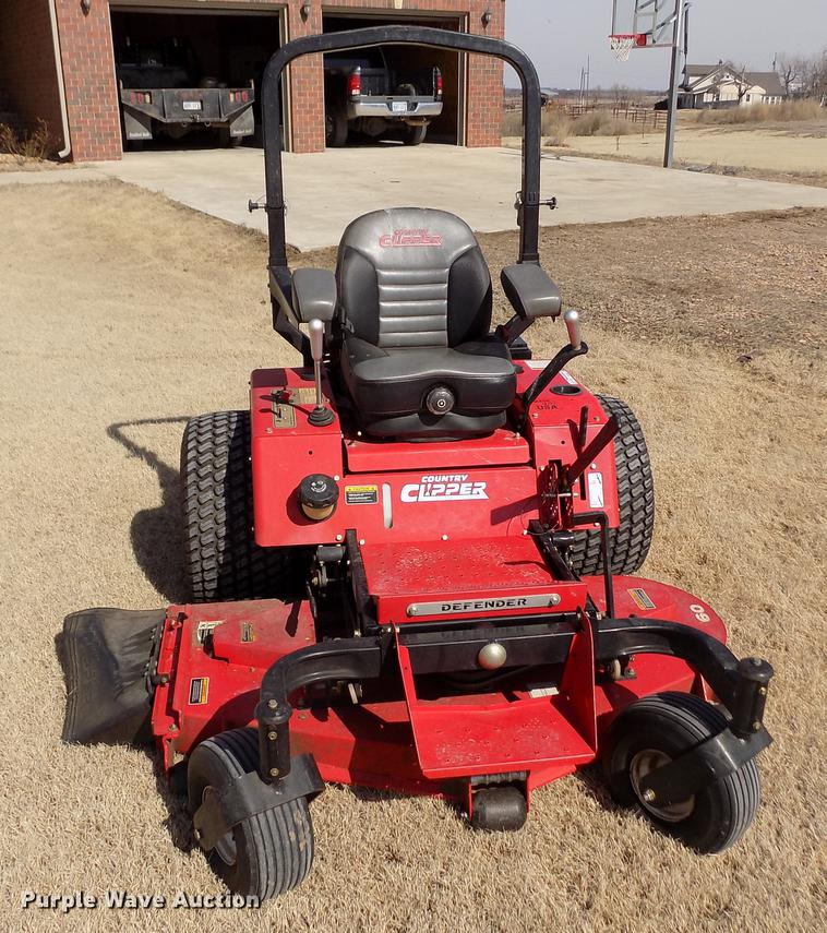 image for item FA9584 2013 Country Clipper Defender ZTR lawn mower