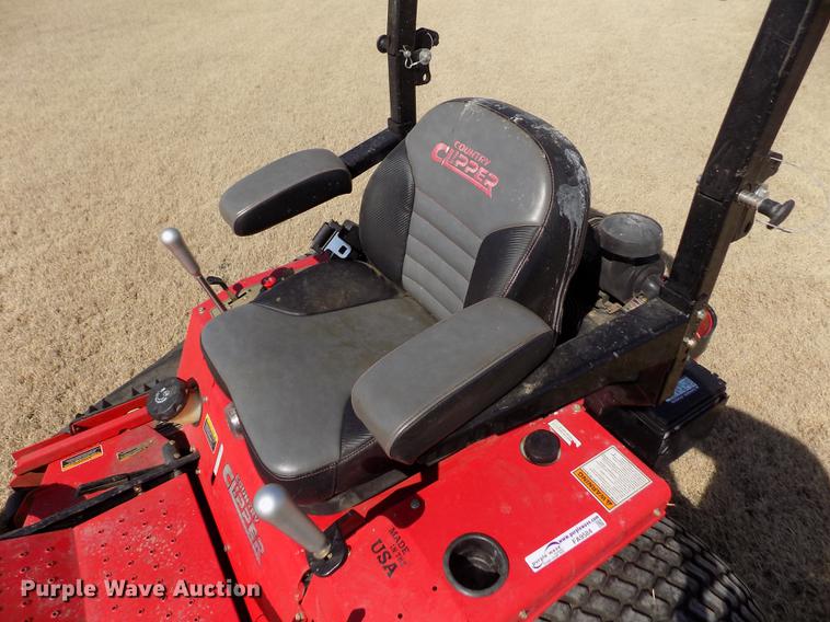 image for item FA9584 2013 Country Clipper Defender ZTR lawn mower