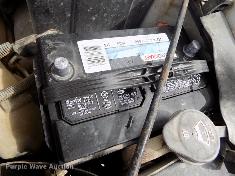 image for item FA9621 2002 Chevrolet Silverado 2500HD LS Ext. Cab pickup truck