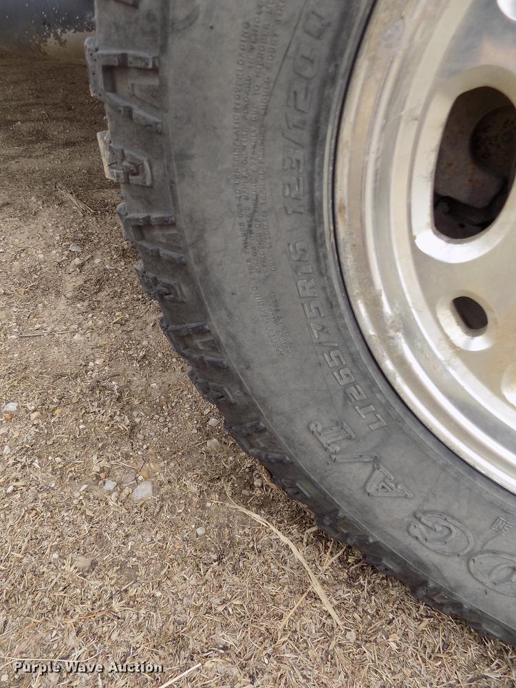 image for item FA9621 2002 Chevrolet Silverado 2500HD LS Ext. Cab pickup truck