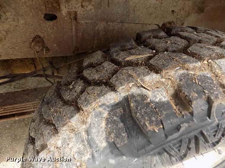 image for item FA9621 2002 Chevrolet Silverado 2500HD LS Ext. Cab pickup truck