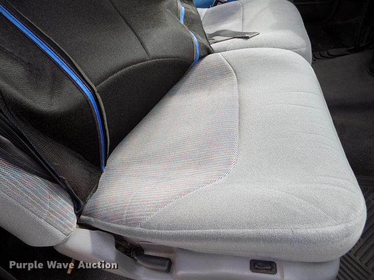 image for item FA9624 1996 Ford F250 XLT SuperCab pickup truck