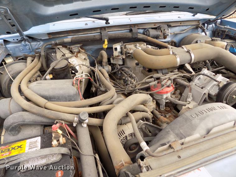 image for item FA9624 1996 Ford F250 XLT SuperCab pickup truck