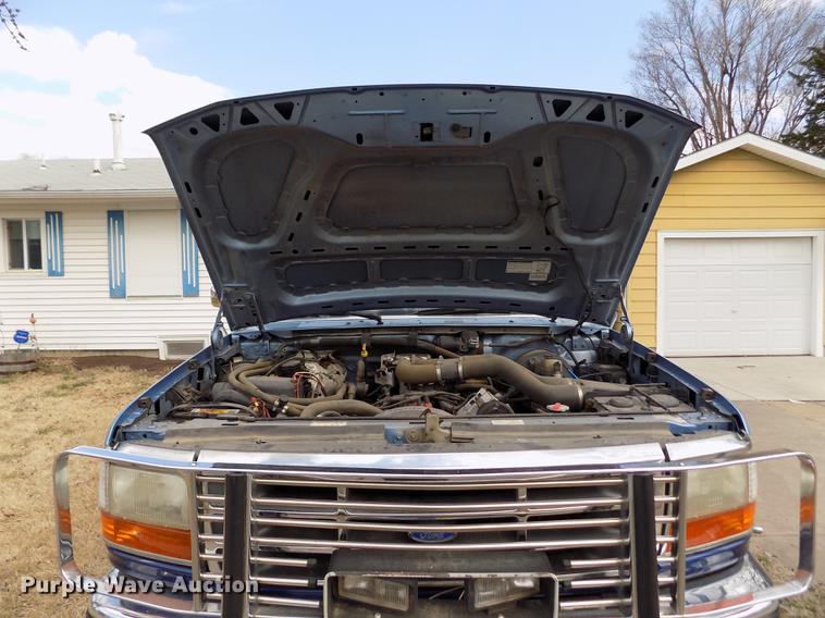 image for item FA9624 1996 Ford F250 XLT SuperCab pickup truck