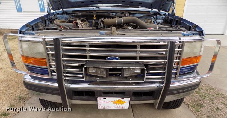 image for item FA9624 1996 Ford F250 XLT SuperCab pickup truck