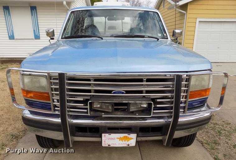 image for item FA9624 1996 Ford F250 XLT SuperCab pickup truck