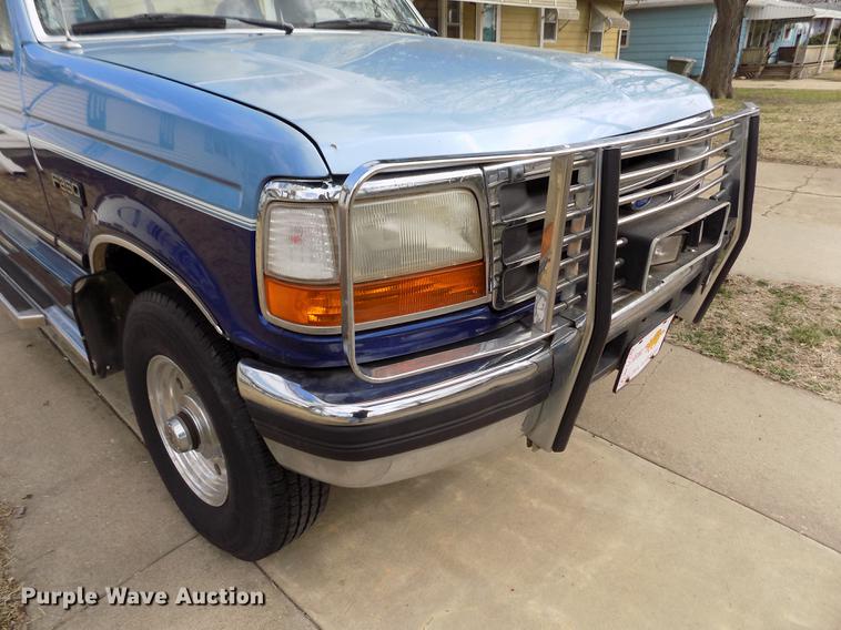 image for item FA9624 1996 Ford F250 XLT SuperCab pickup truck