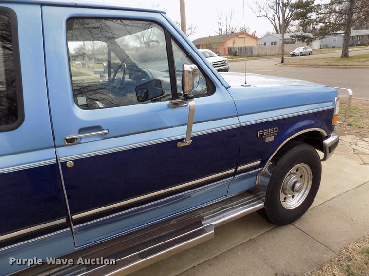 image for item FA9624 1996 Ford F250 XLT SuperCab pickup truck