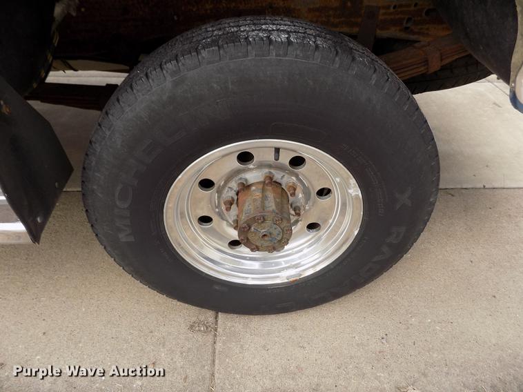 image for item FA9624 1996 Ford F250 XLT SuperCab pickup truck