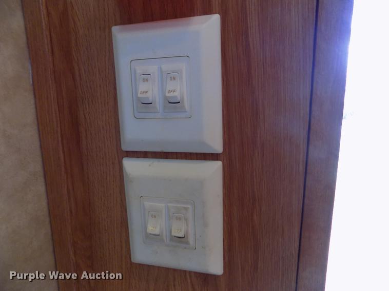 image for item FA9625 2009 Jayco Eagle 341 RLQS camper