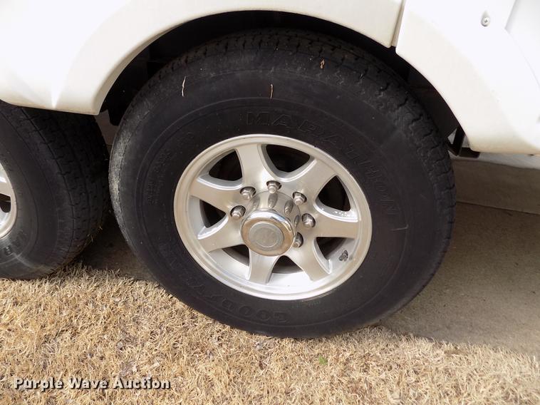 image for item FA9625 2009 Jayco Eagle 341 RLQS camper