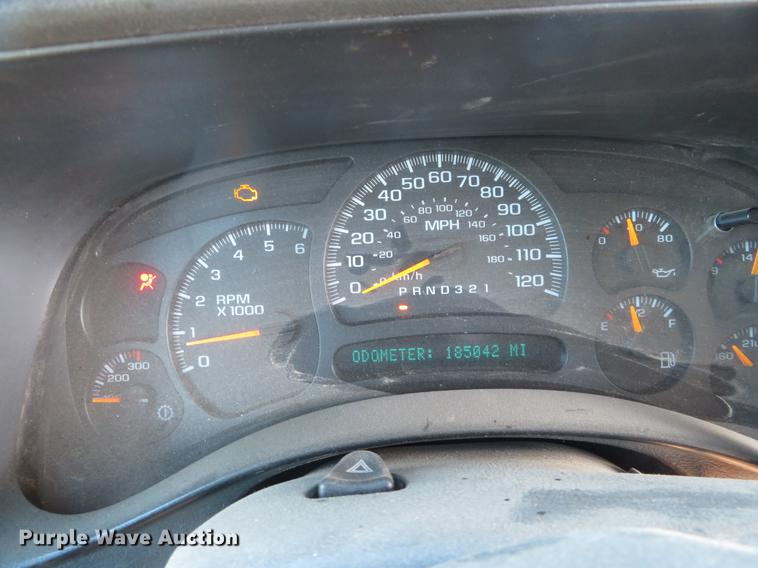 image for item FC9008 2007 Chevrolet Silverado 2500HD Crew Cab pickup truck