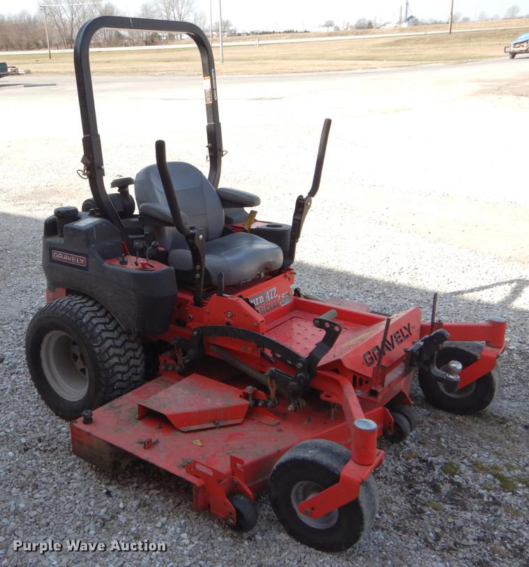 image for item FI9555 Gravely Pro Turn 472 ZTR lawn mower
