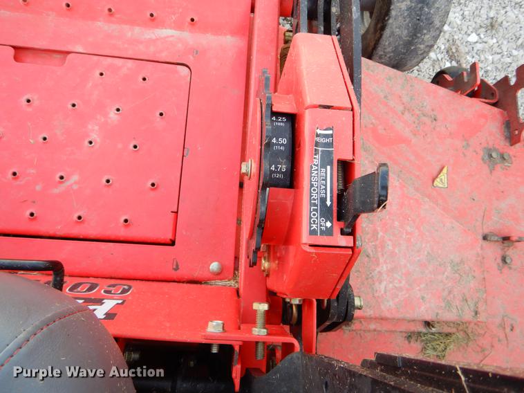 image for item FI9555 Gravely Pro Turn 472 ZTR lawn mower