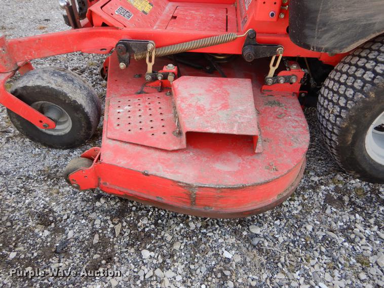 image for item FI9555 Gravely Pro Turn 472 ZTR lawn mower