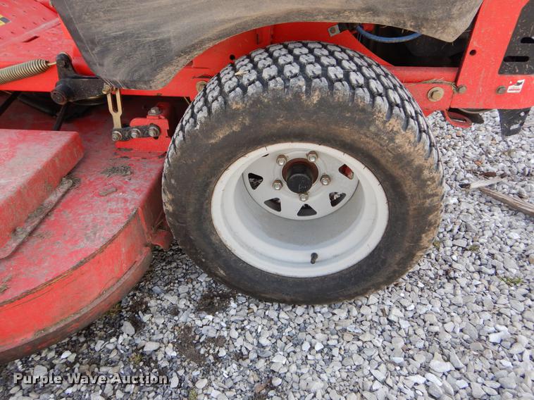 image for item FI9555 Gravely Pro Turn 472 ZTR lawn mower