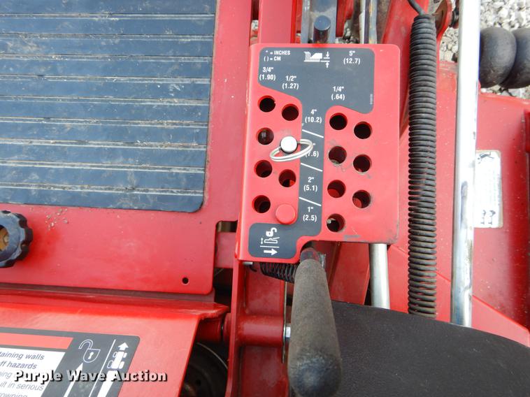 image for item FI9556 Ferris IS2100Z ZTR lawn mower