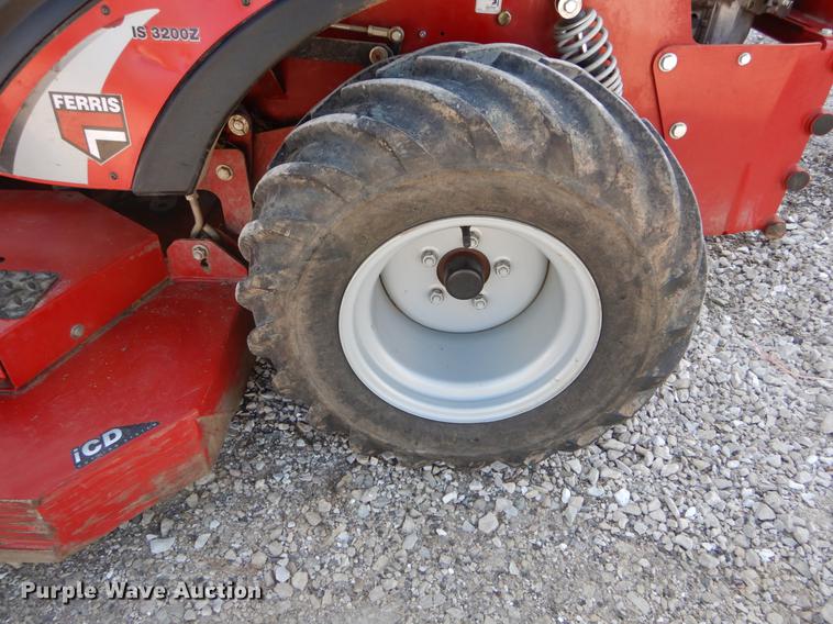 image for item FI9557 Ferris IS3200Z ZTR lawn mower