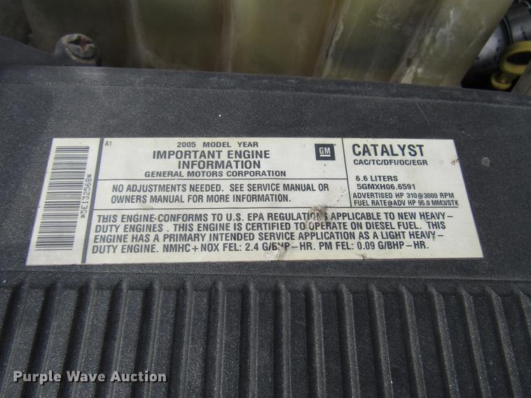 image for item FJ9629 2005 Chevrolet Silverado 2500HD utility bed pickup truck