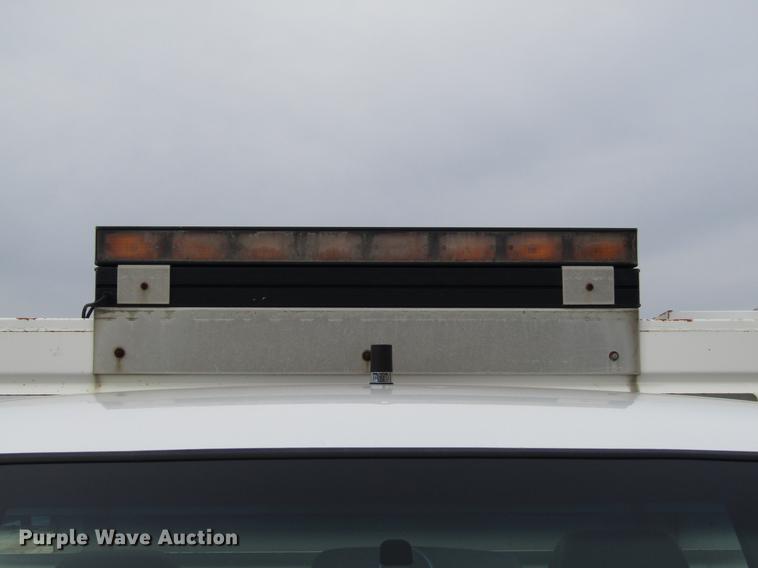 image for item FJ9629 2005 Chevrolet Silverado 2500HD utility bed pickup truck