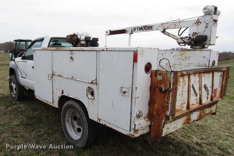 image for item FJ9630 1995 Chevrolet C3500 utility bed pickup truck with crane