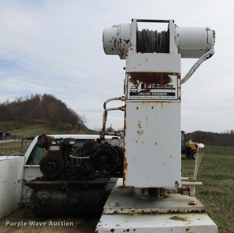 image for item FJ9630 1995 Chevrolet C3500 utility bed pickup truck with crane