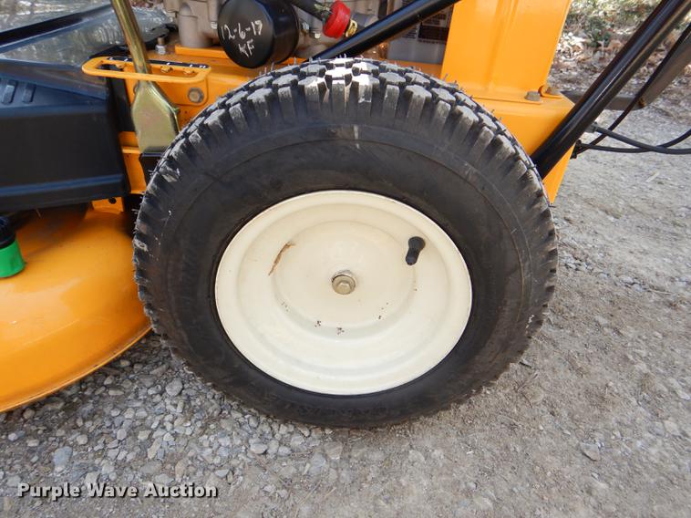 2015 Cub Cadet CC760ES lawn mower in LaCygne, KS Item FK9001 sold