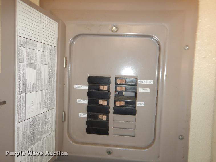 image for item FQ9729 2006 CCE Technologies 3000 fiber optic splicing trailer