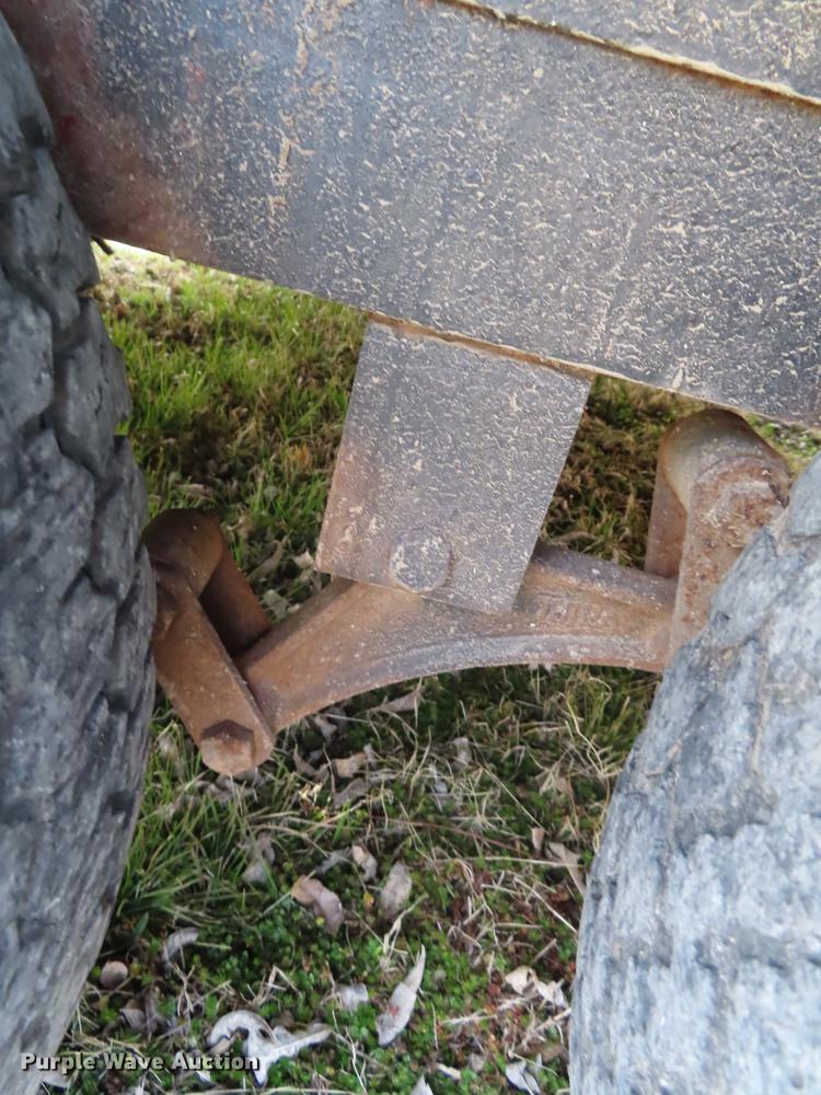 image for item L1483 1992 shop built utility trailer