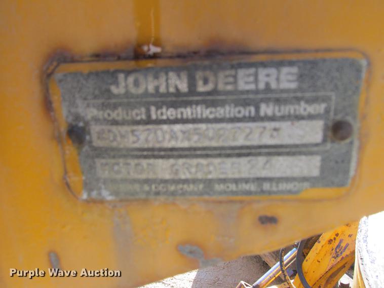 image for item DA8315 1984 John Deere 570A motor grader