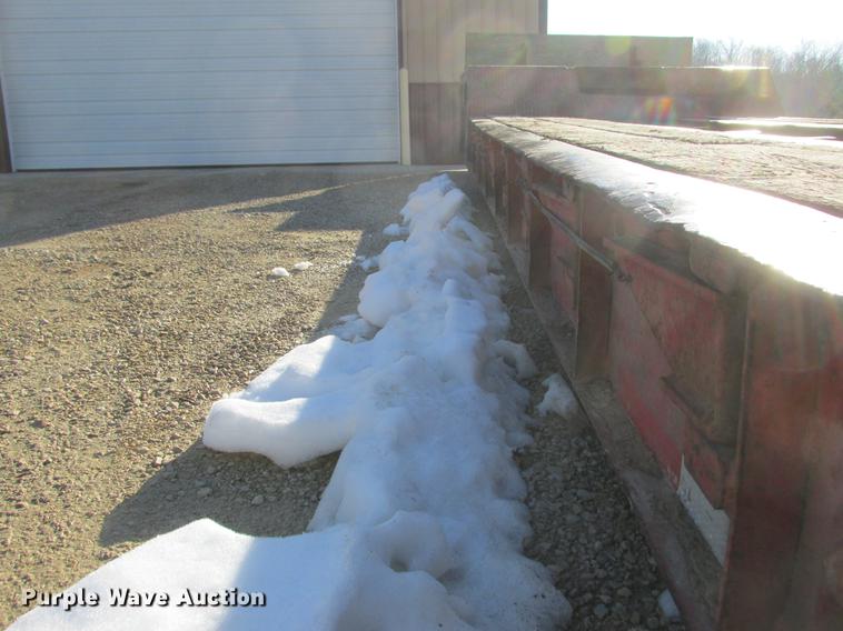 image for item DA8316 1978 Transport Trailers GPRX25DH lowboy equipment trailer