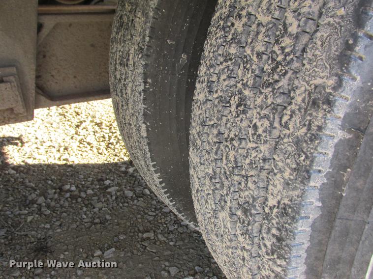 image for item DA8316 1978 Transport Trailers GPRX25DH lowboy equipment trailer