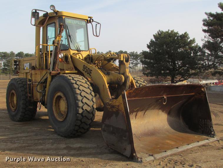 image for item DA8318 1989 Caterpillar 950E wheel loader