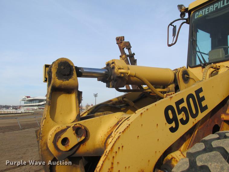 image for item DA8318 1989 Caterpillar 950E wheel loader
