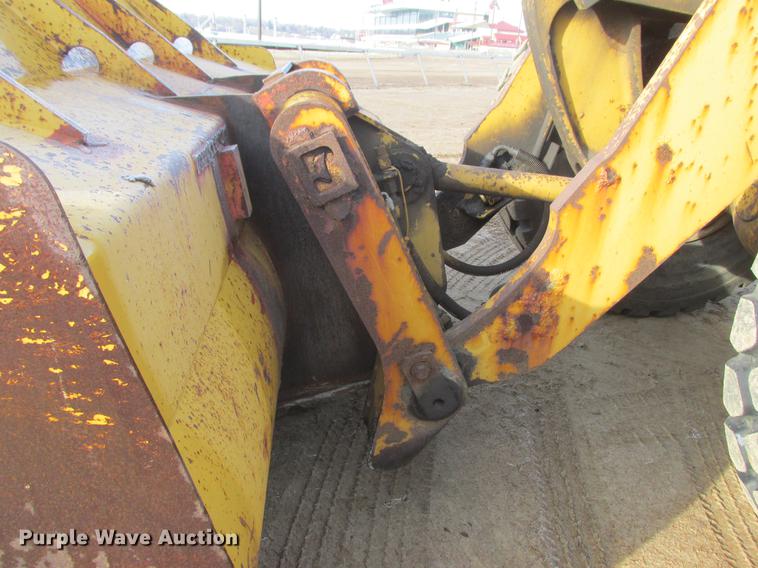 image for item DA8318 1989 Caterpillar 950E wheel loader