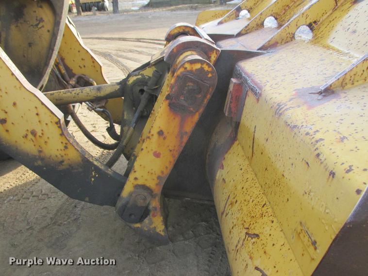 image for item DA8318 1989 Caterpillar 950E wheel loader