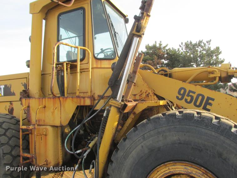 image for item DA8318 1989 Caterpillar 950E wheel loader