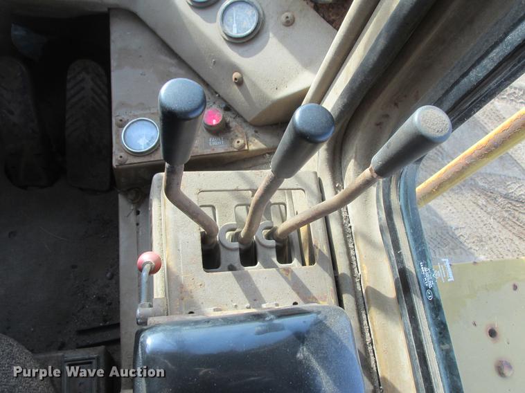 image for item DA8318 1989 Caterpillar 950E wheel loader