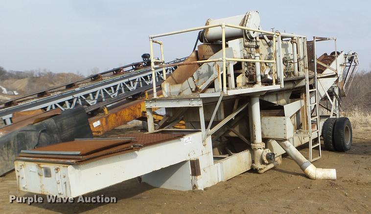 image for item DA8320 Cedarapids wash plant