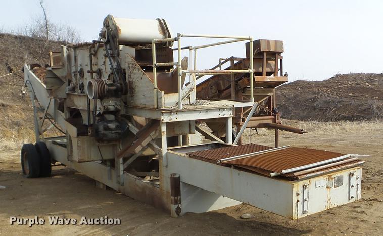 image for item DA8320 Cedarapids wash plant