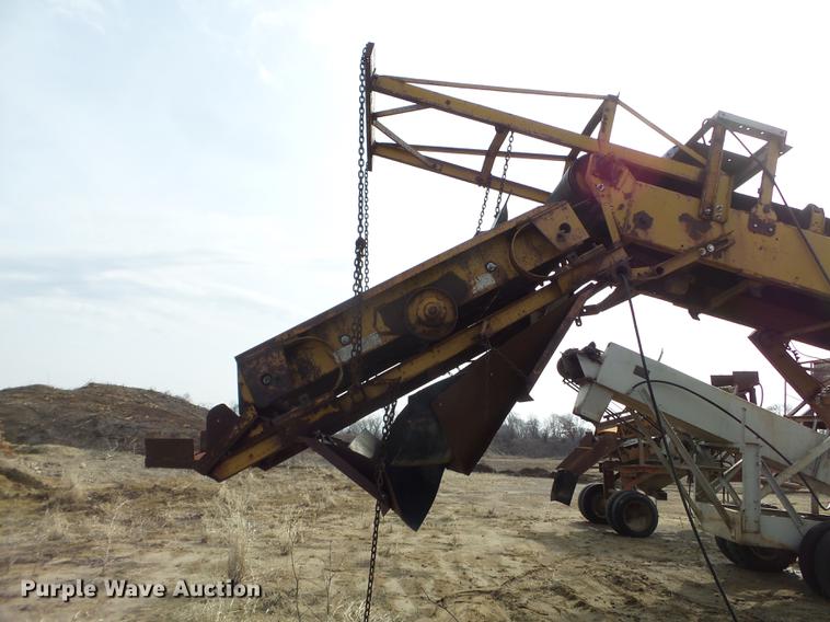 image for item DA8321 Kolman 202 stacking conveyor