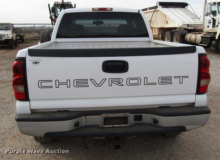 image for item DB6867 2006 Chevrolet Silverado 1500 Ext. Cab pickup truck