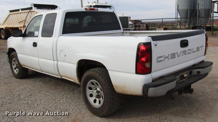 image for item DB6867 2006 Chevrolet Silverado 1500 Ext. Cab pickup truck