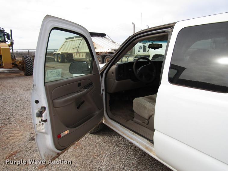 image for item DB6867 2006 Chevrolet Silverado 1500 Ext. Cab pickup truck