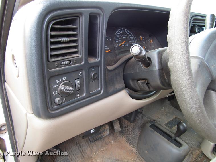 image for item DB6867 2006 Chevrolet Silverado 1500 Ext. Cab pickup truck